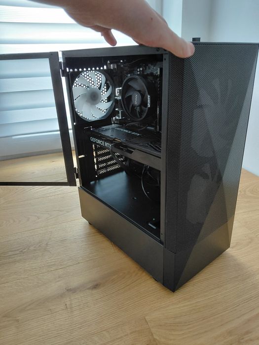 Mało używany komputer do gier – gotowy do grania.  RTX 5060