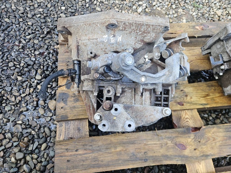 МКПП M32 F40 Механічна Коробка Передач Опель Зафіра Вектра Астра Opel