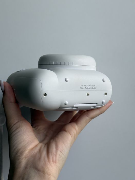 Фотоапарат Instax mini 12