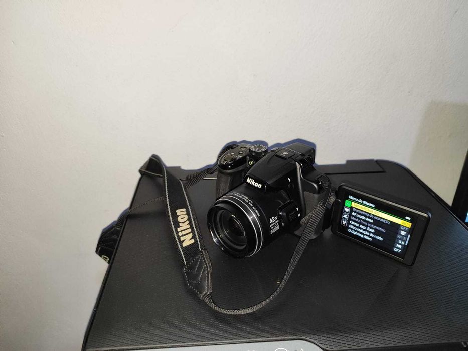 Câmera Nikon Coolpix P520 usada em perfeito Estado