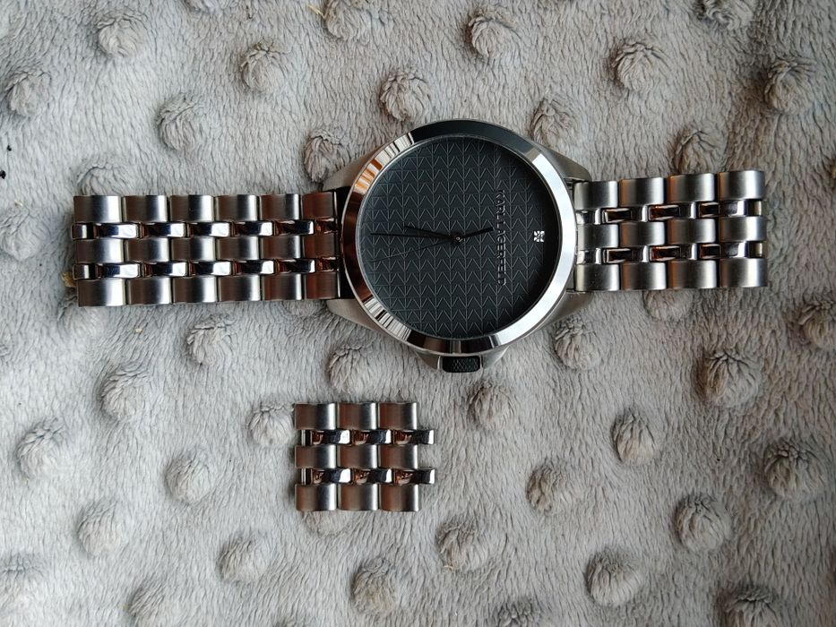 Karl Lagerfeld zegarek uniseks, srebrny.