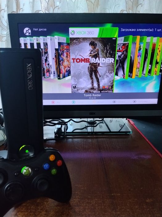Xbox 360 Slim 320 GB Aurora
