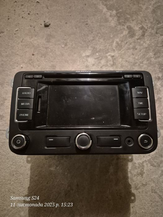 Sprzedam radio samochodowe Skoda