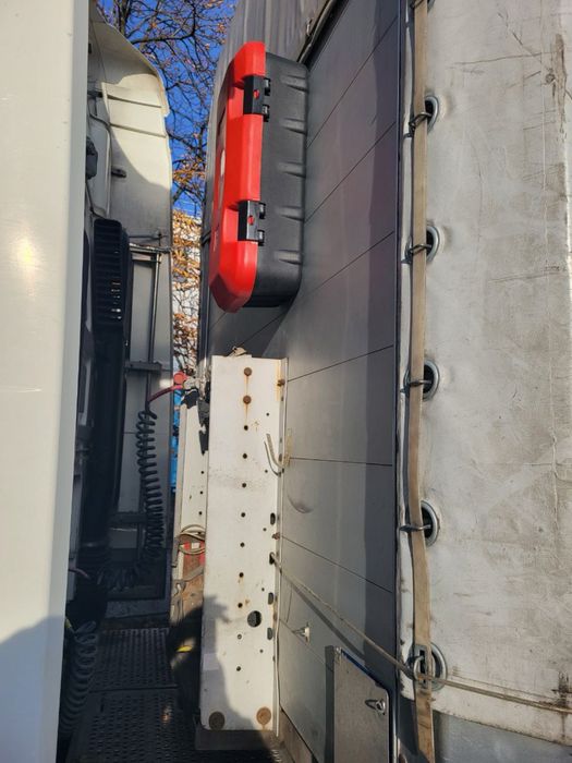 Продам полуприцеп Smitz Cargobull S01 2007 года выпуска