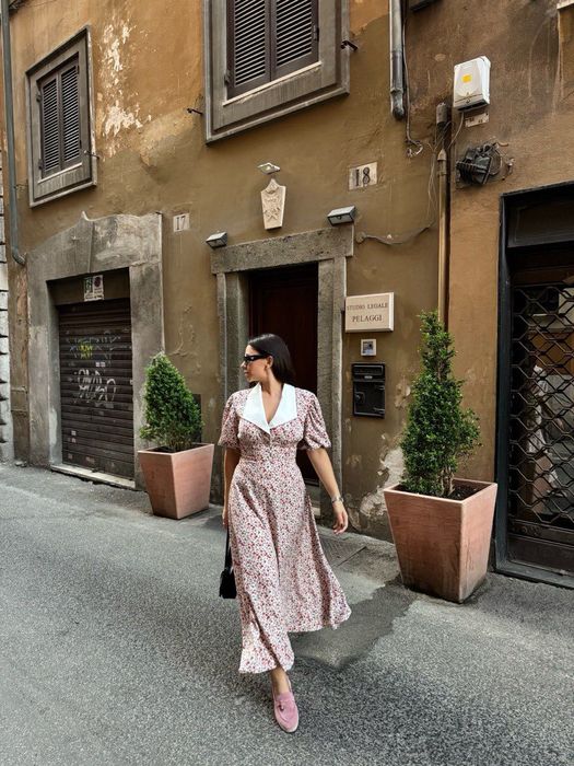 Cher17  Сукня з комірцем - розмір С