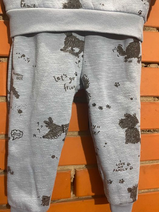 cпортивний костюм Primark  1,5- 2 р ( 92 см)