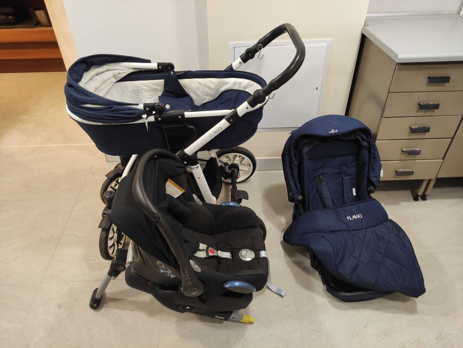 Fotelik samochodowy MAXI COSI + baz isofix