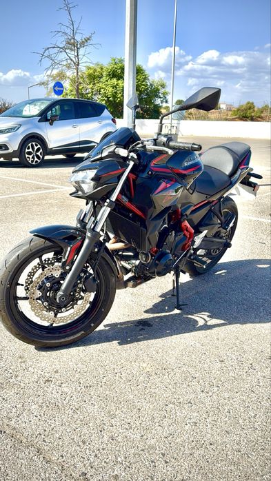 Kawasaki z650 de 2025