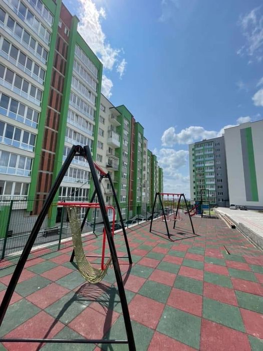 3 кімнати Продаж єр іо меблі та техніка