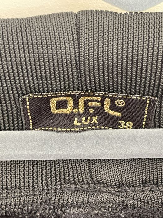 Чорні вельветові штани карго