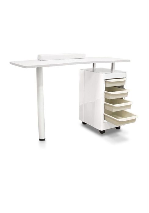 Mesa de unhas nova