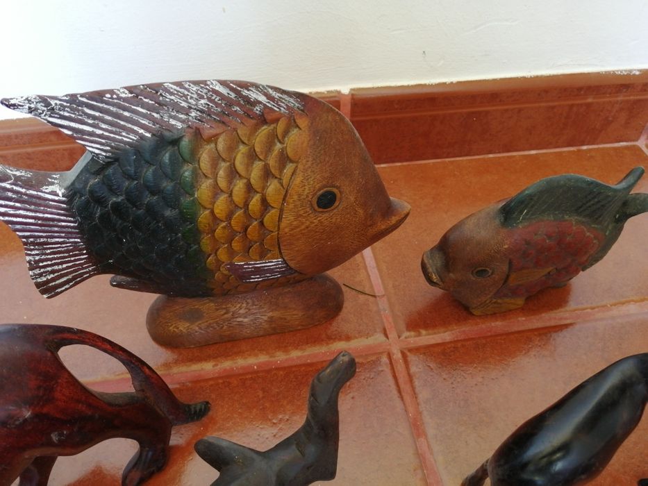 Animais em madeira