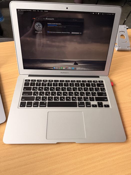 Macbook Air 4 ГБ