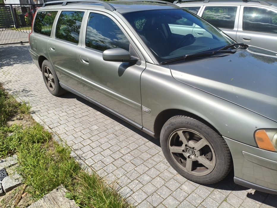Volvo v 70 2,4 benzyna kombi