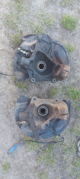 Piasta zwrotnica prawa lewa bmw e60 e61 x drive xdrive