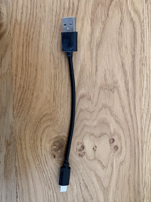 Кабелі з Apple Lightning виходом