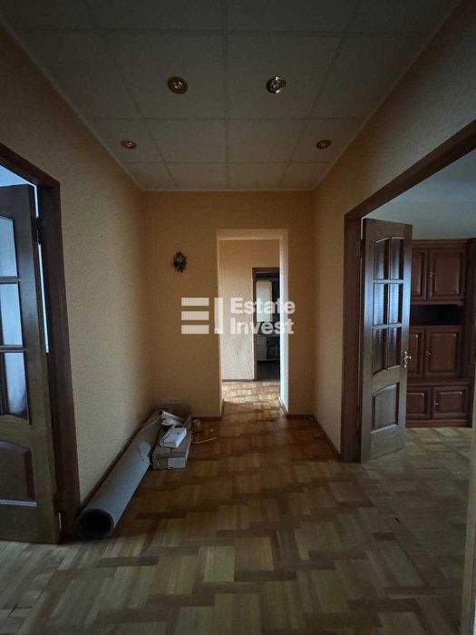 Продам 4 кімн. квартиру у с. Слобожанське, Зміївський район