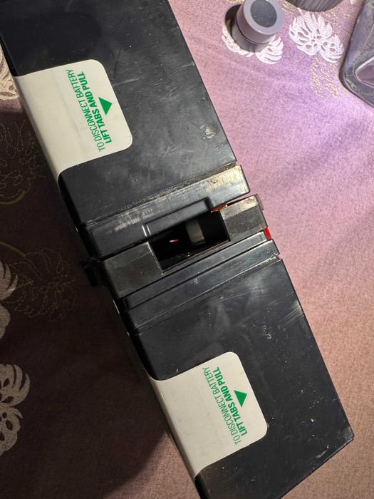 APC Akumulator (RBC124) do UPS - uszkodzony