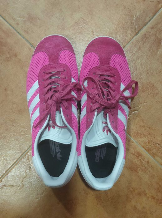 Sapatilhas Adidas Gazelle (Tamanho 37 1/3)