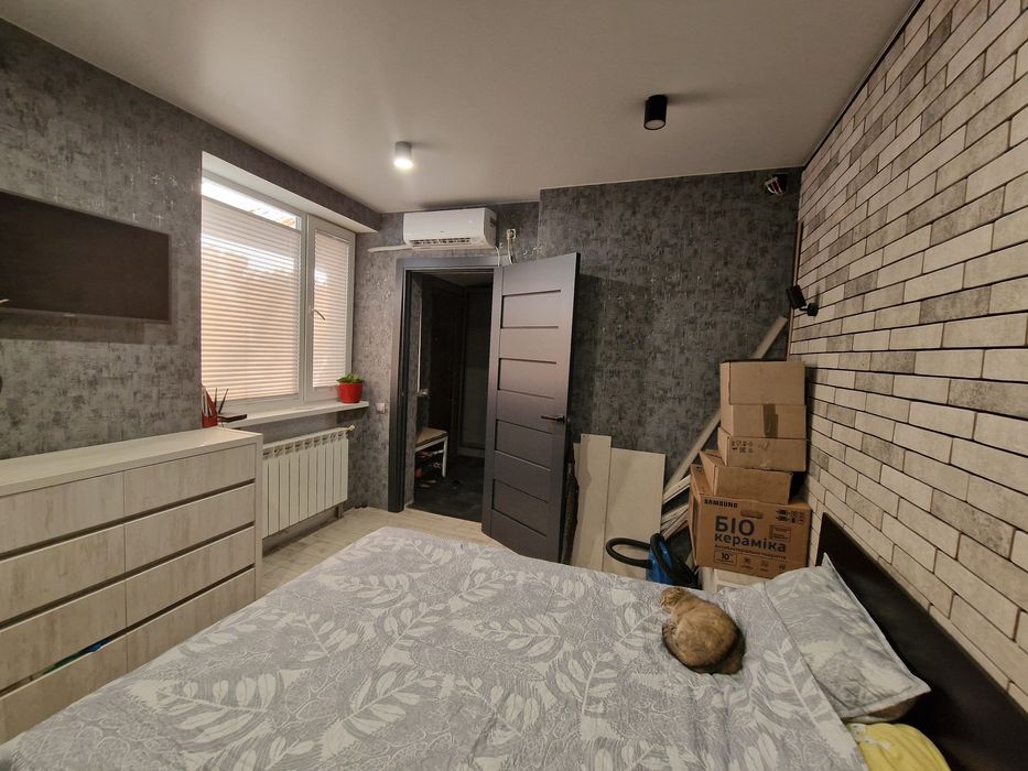 Продам 2к Слобожанский Тепличная студия и 2 спальни с авт. Юбилейный