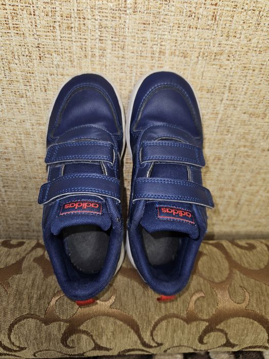 Кросівки Adidas, 31,5р. Туфлі, кеди.