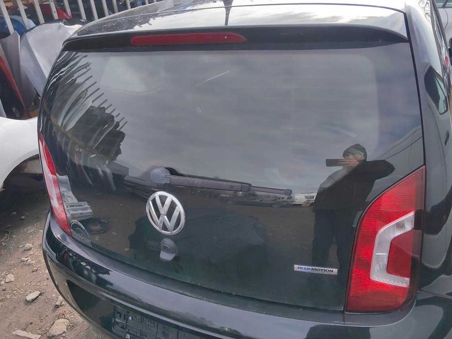 Кришка багажника Volkswagen UP ляда шрот разборка