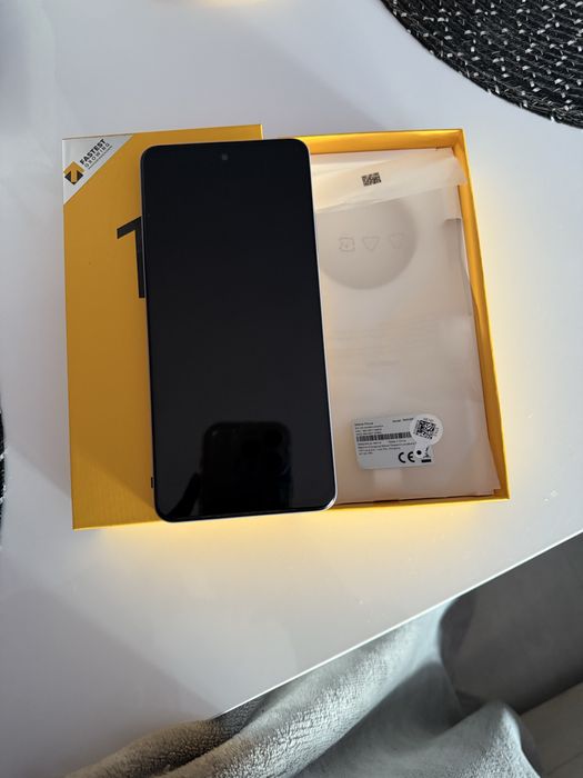 Sprzedam Relame 12 5G