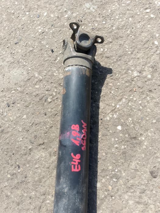 Wał BMW E46 1.9 benzyna Sedan Wał pędny