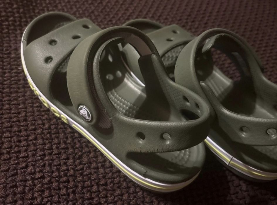 Sandałki Crocs C11