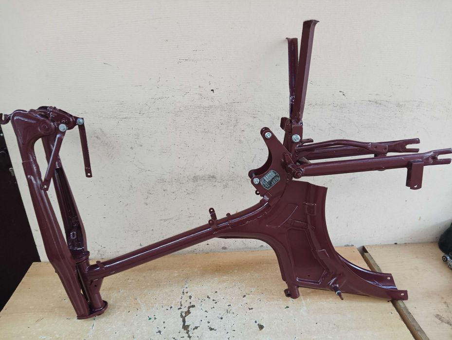 Komar 2350 - 1972 rok - sztywniak - rama kompletna - ZR Romet.