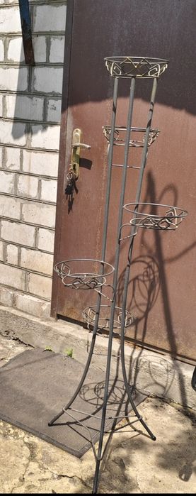 Подставка для цветов