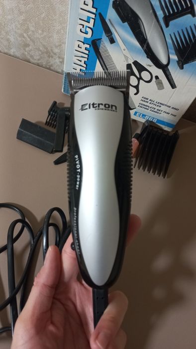 Машинка для стрижки волосся Eltron