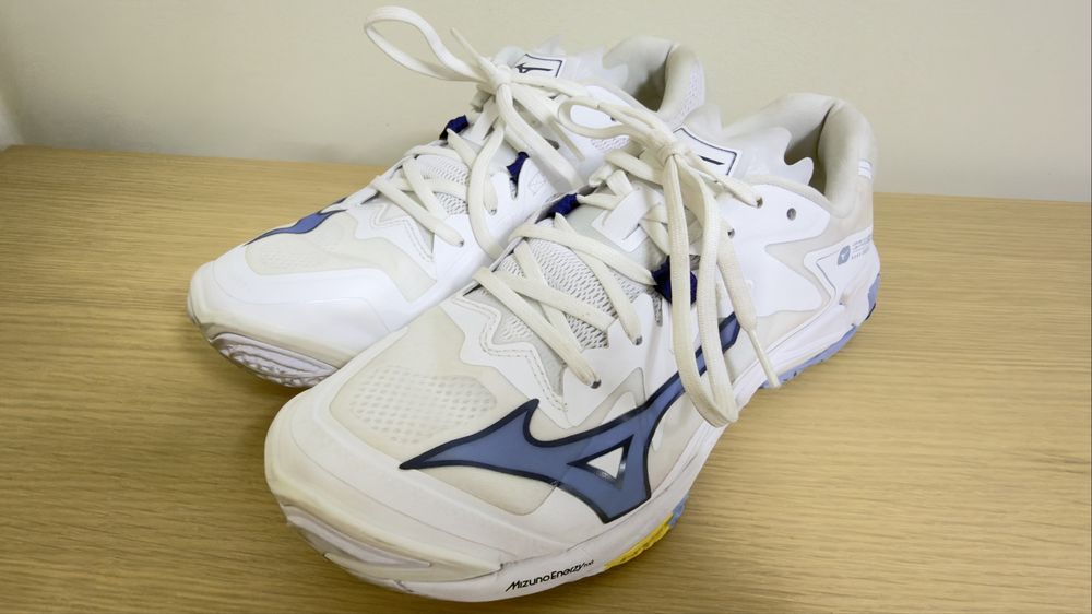 Mizuno Wave Lighting Z8