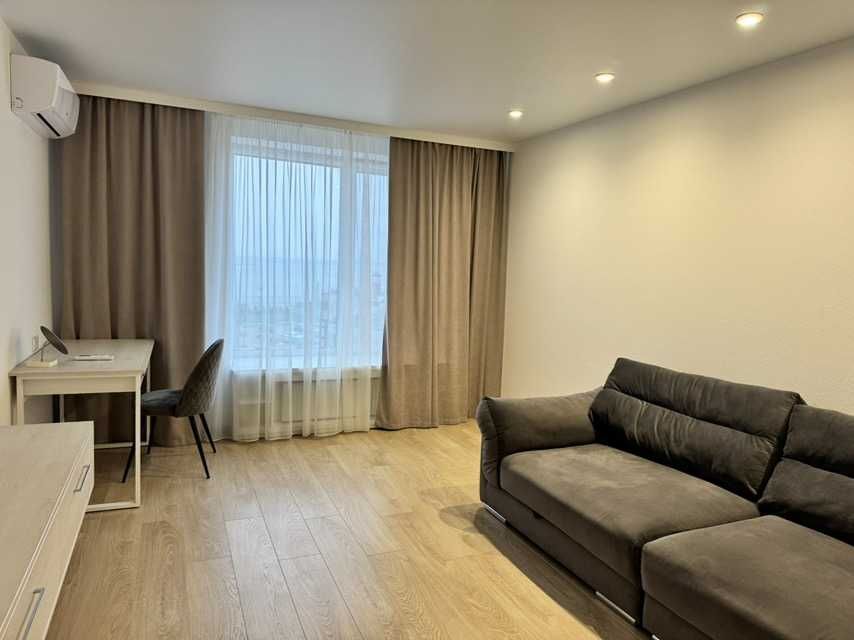 Оренда 2к квартири на Митниці