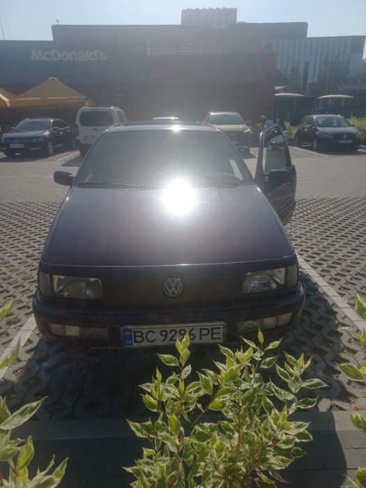 Volkswagen Passat B3 2.0,пасат б3