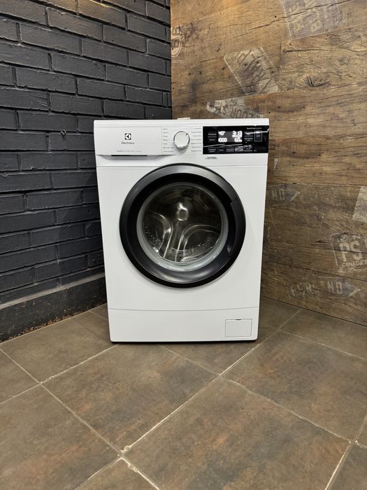 Пральна/стиральная машина Samsung WF7520S9R, вузька