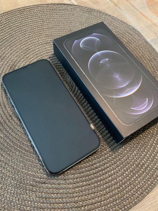 Телефон IPhone 12Pro Max