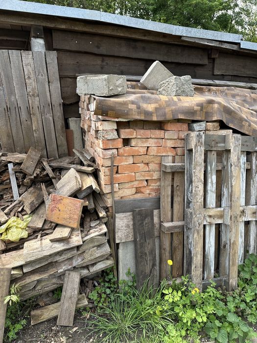 Sprzedam cegły kanolde i innne