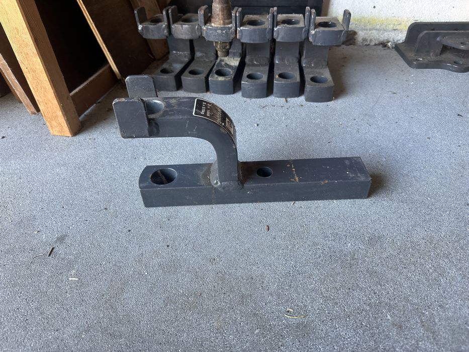 Oryginalny Zaczep dolny polowy KUBOTA seria B BX L belka