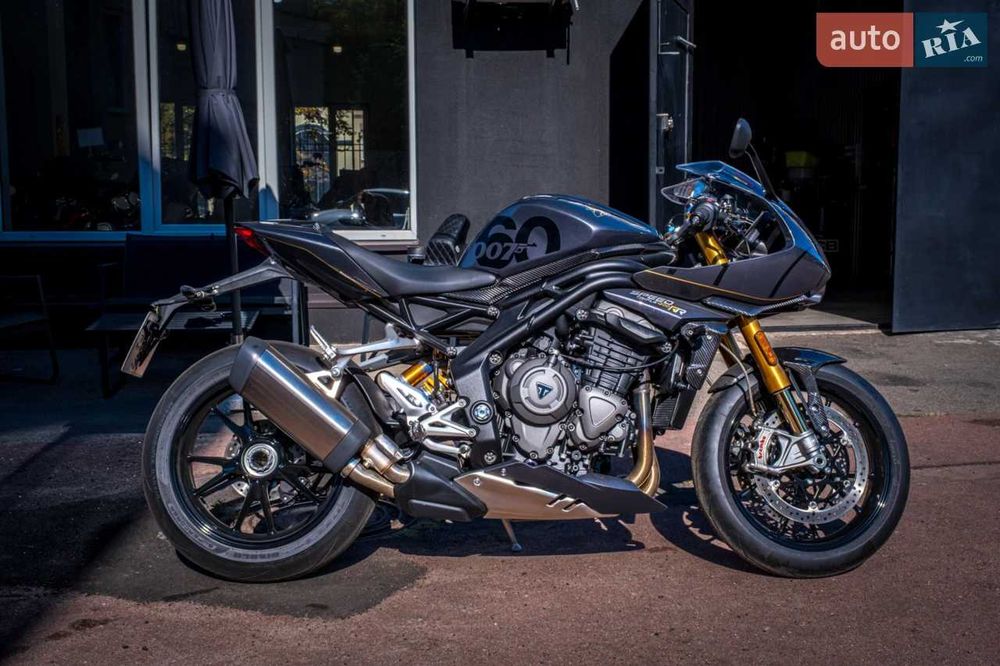 Triumph Speed Triple 2023