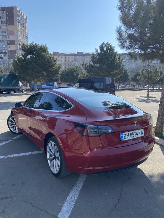 Tesla Model 3 2018