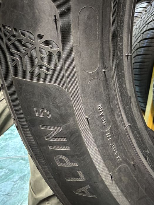 235/55 R17 Michelin 4шт
