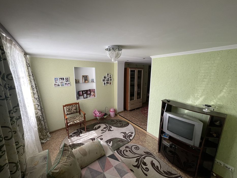 ЕКСКЛЮЗИВНИЙ продаж частини будинку в центрі з документами 33450 R003