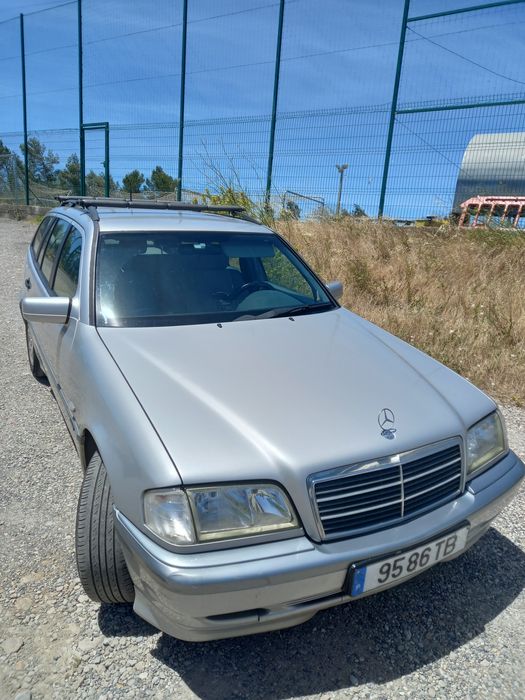 Carrinha marcedes 220D 2002