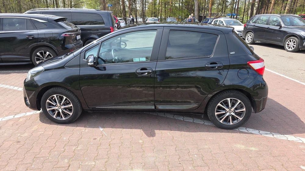 Toyota Yaris 1.5 20th Anniversary 2019 klima manual 5drzwi Czyściutki ASO Katowice
