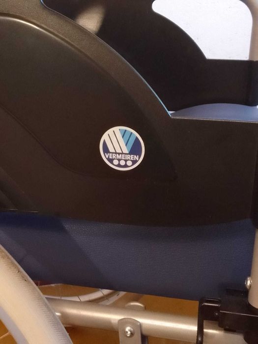 Wózek Inwalidzki wielofunkcyjny - z funkcją toalety.