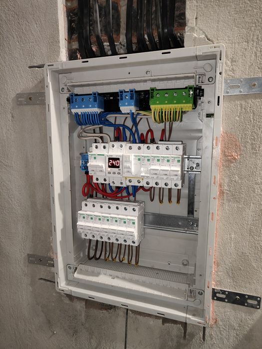 Послуги електрика