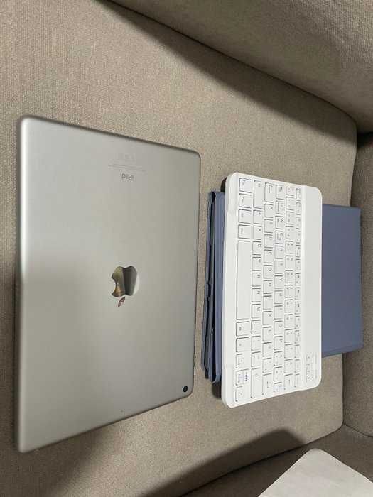 iPad 9ª geração com telefone + teclado e capa novos 256 GB