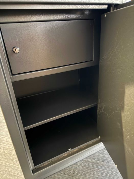 сейф  банковский офисный