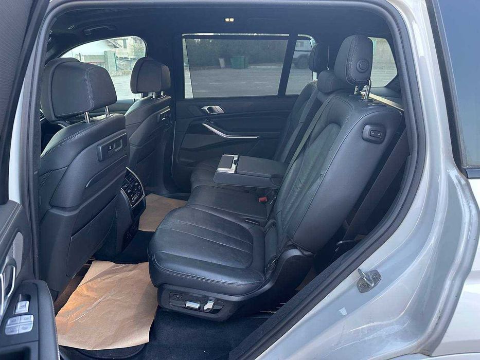 BMW X7 M50i Individual